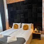 Апартаменты Golden Pearl - Main Square, 100 Sqm, 4 Краков