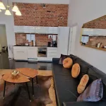 Golden Pearl - Main Square, 100 Sqm, 4 Апартаменты *