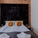 Golden Pearl - Main Square, 100 Sqm, 4 *