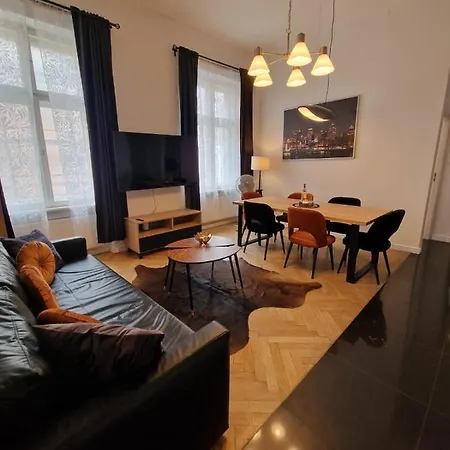 Appartamento Golden Pearl - Main Square, 100 Sqm, 4