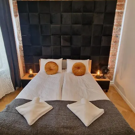 Appartamento Golden Pearl - Main Square, 100 Sqm, 4 *