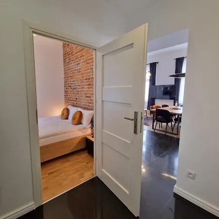 Golden Pearl - Main Square, 100 Sqm, 4 Cracóvia