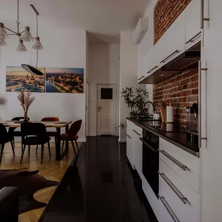 Golden Pearl - Main Square, 100 Sqm, 4 Apartman Krakkó