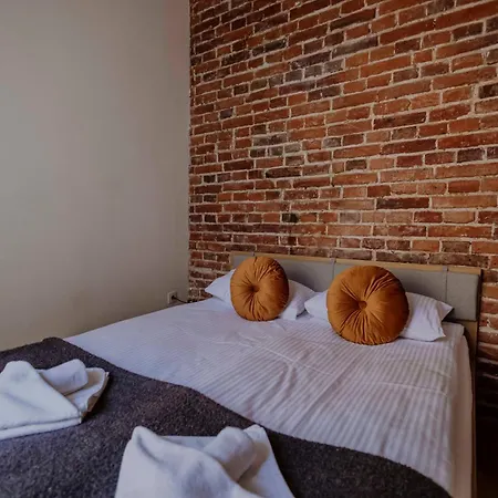 Golden Pearl - Main Square, 100 Sqm, 4 *