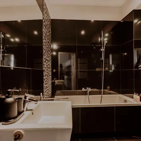 شقة Golden Pearl - Main Square, 100 Sqm, 4 كراكوفيا