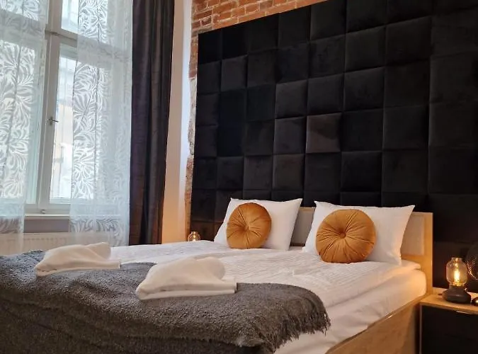 דירה Golden Pearl - Main Square, 100 Sqm, 4 *