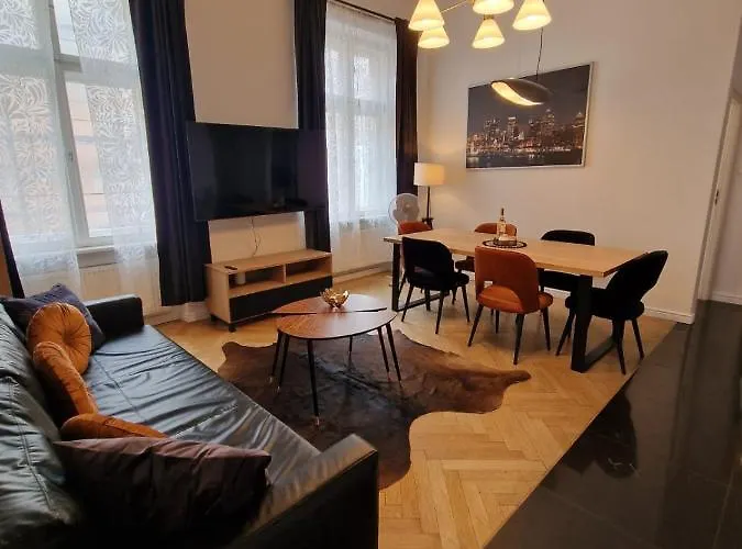 דירה Golden Pearl - Main Square, 100 Sqm, 4