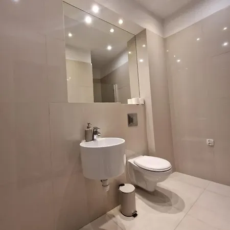 Golden Pearl - Main Square, 100 Sqm, 4