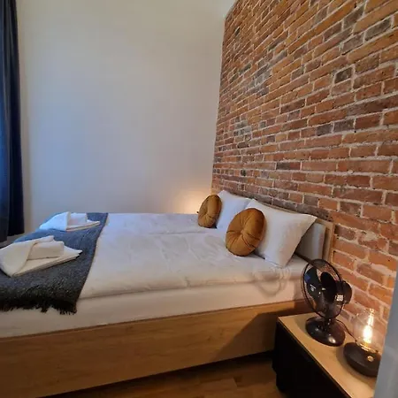 Golden Pearl - Main Square, 100 Sqm, 4