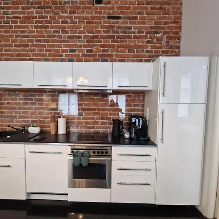 Golden Pearl - Main Square, 100 Sqm, 4 Apartament