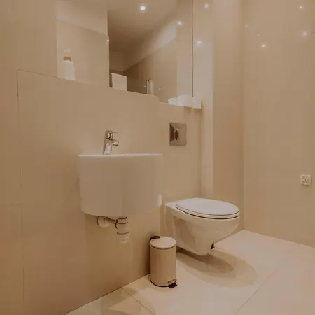 Golden Pearl - Main Square, 100 Sqm, 4 Apartament