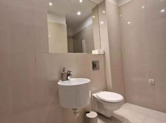 Golden Pearl - Main Square, 100 Sqm, 4