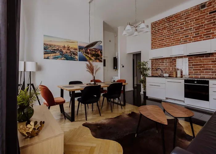 Appartement Golden Pearl - Main Square, 100 Sqm, 4 *