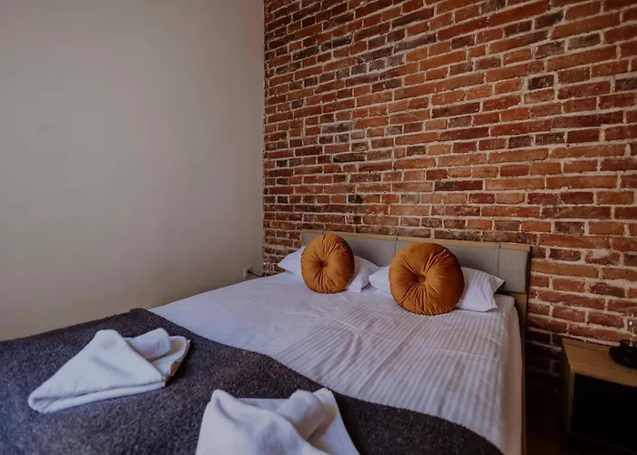 Golden Pearl - Main Square, 100 Sqm, 4 *