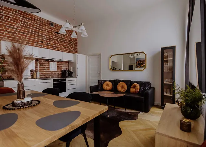 Golden Pearl - Main Square, 100 Sqm, 4